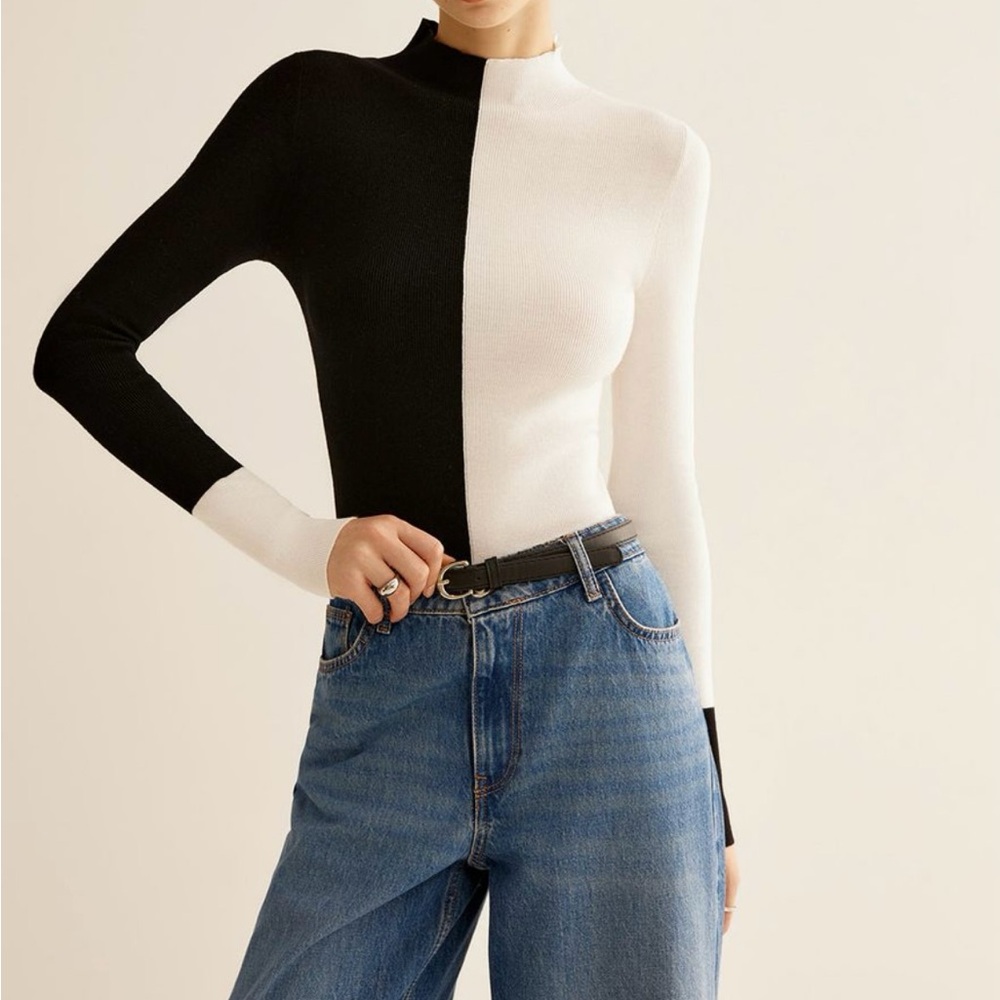 Commense Black and White Turtleneck Sweater